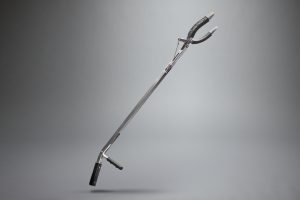 מוט מלקחיים ללכידת חתול Cat Grabber 76cm MDC